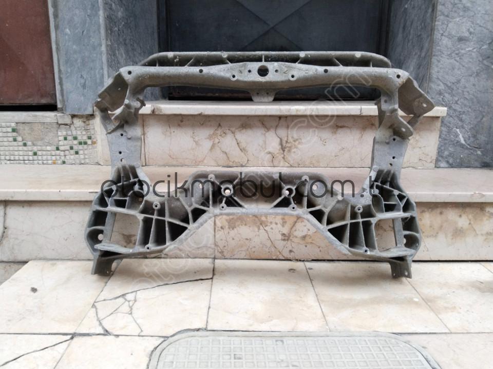 MERCEDES C 180 C200 MOTOR TRAVERSİ A203