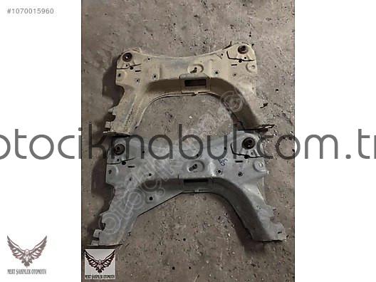 Clio 3 için Renault Motor Traversi - Oto Çıkma Parça