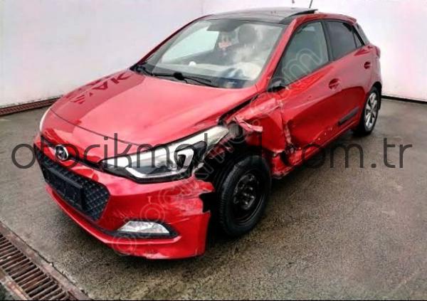 Hyundai i20 sağ dikiz aynası