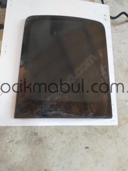 CADDY ARKA SAĞ CAM E143R-001595 E002316..