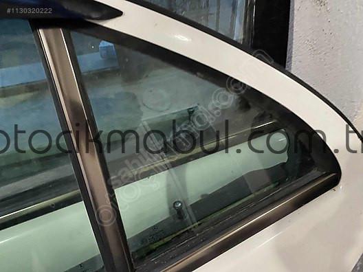 MERCEDES W203 C SERİSİ ORJ. KELEBEK CAMLARI BULUNUR SAĞ-SOL