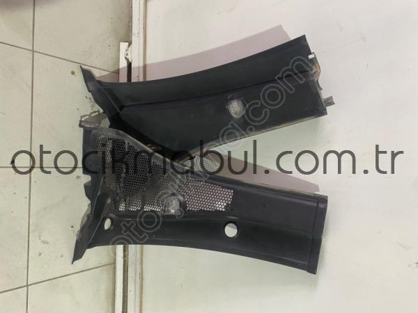 PEJO 301 ön cam ızgarası orjinal çıkma