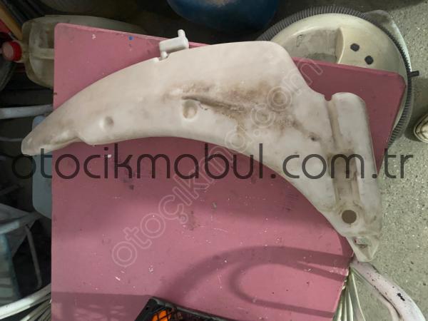 Ford Connect cam su bidonu Orjinal çıkma