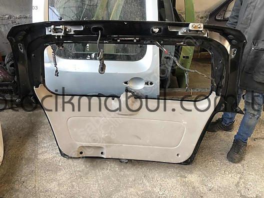 Kia Sorento Modeli İçin Arka Bagaj Camı - Oto Çıkma Par