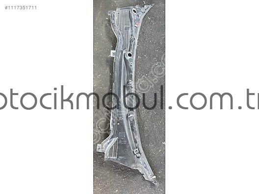 Accent Blue Hyundai Ön Cam Izgarası - Oto Çıkma Parçala