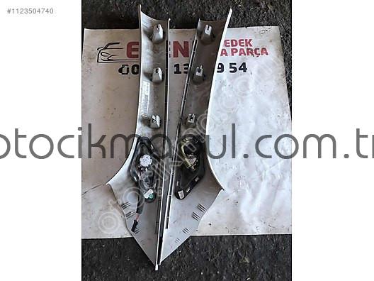 VW Polo Orjinal Sol/Sağ Cam Direkleri - Çıkma Parçalar