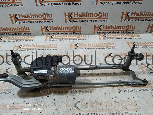 VW Golf 7 Silecek Motoru ve Mekanizması 5G1955119A 5