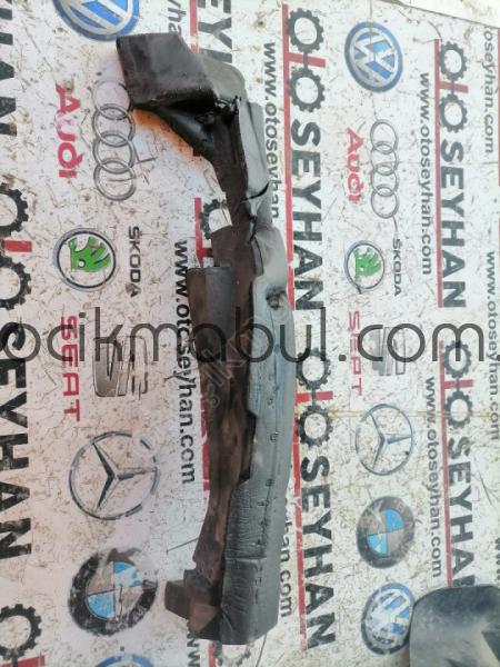 5F0823722 seat leon 2015 ön sag cam ızgarası köpügü