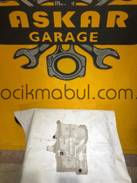 Ford Focus 3 Cam Su Bidonu