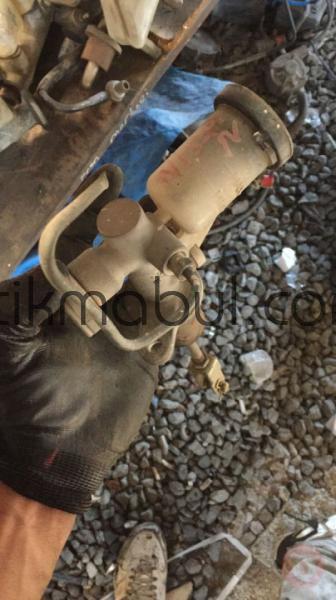 NİSSAN NAVARA DEBRİYAJ ANA MERKEZİ ORJİNAL ÇIKMA