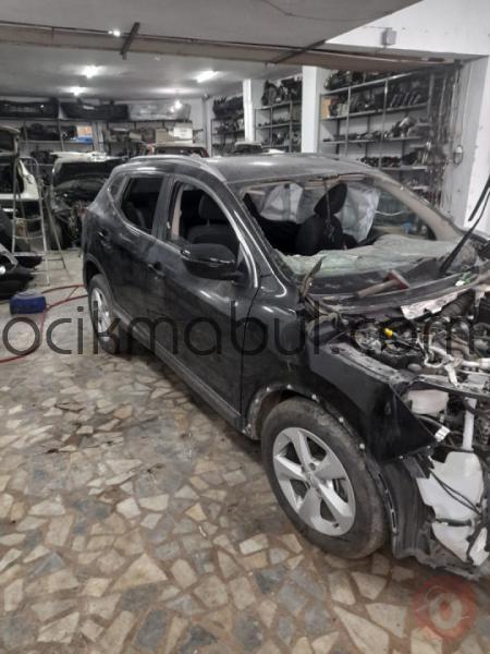 Nissan Qashqai j11 debriyaj üst Merkezi
