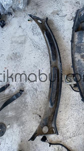 FORD CUSTOM ÖN CAM IZGARASI ASEL OTO