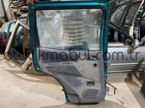 NİSSAN TERRANO SOL ARKA KAPI CAMI ORJİNAL ÇIKMA