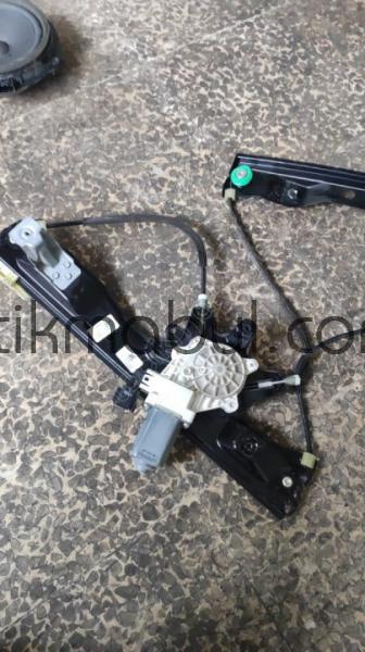 2017 FORD FOCUS SOL ÖN KAPI CAM KRİKOSU VE MEKANİZMASI