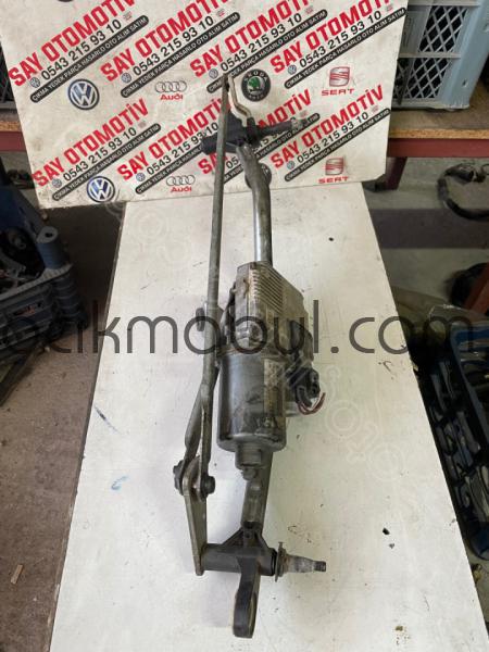 8T2955119D AUDİ A5 SAĞ DİREKSİYON SİLECEK MOTOR VE MEKANİZMA