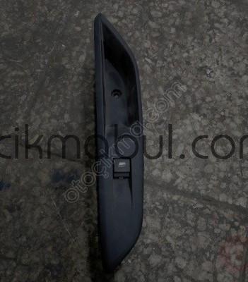 Peugeot 3008 Cam Düğmesi