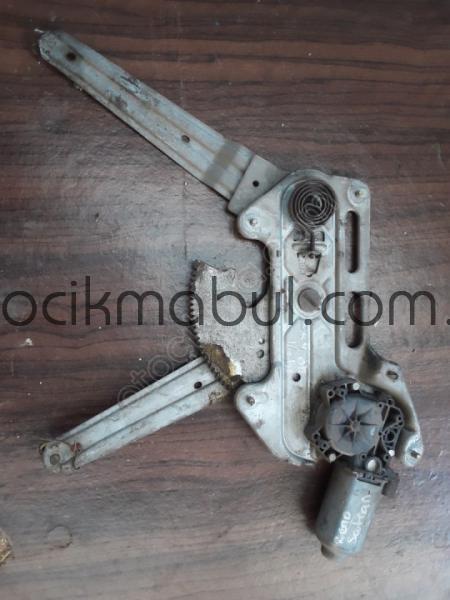 ÇIKMA PARÇA RENAULT SAFRANE SAĞ ÖN CAM MOTORU