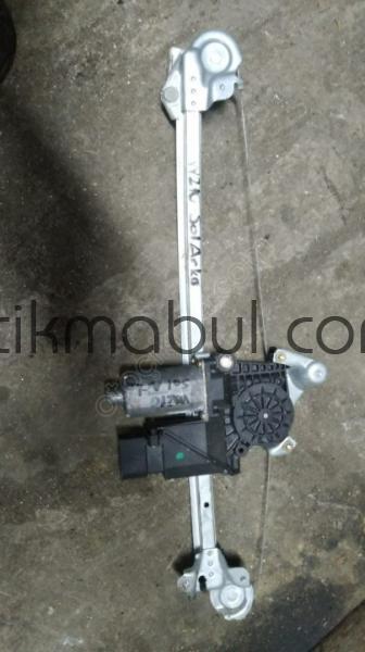 Mercedes W210 E200 Sol Arka Cam krikosu orjinal çıkma