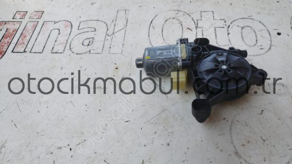 5Q0959801B Skoda Super b 2020 ön sol kapı cam motoru