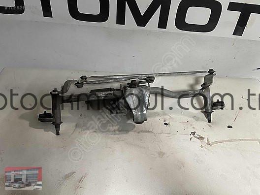 Volkswagen caddy 2010/2020 arasi silecek motor mekanizması