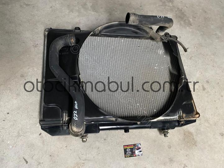 Nissan Skystar D22 Orjinal Su Radyatörü 2001 Model