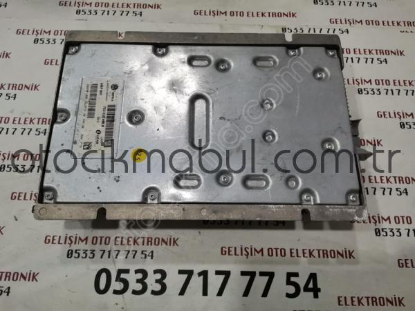 7E0035466B VW PASSAT DYNAUDIO AMPLIFIER