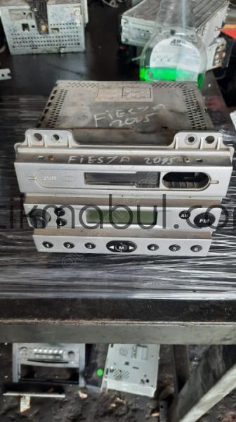 FORD FİESTA 2005 TEYP