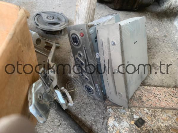 Megane 2 orjinal teyp ve sidilik