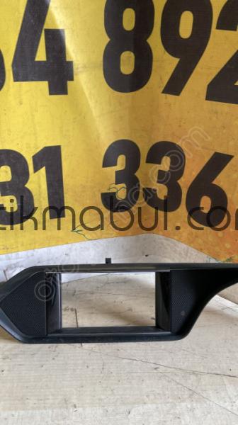 Mercedes w212 ekran çerçevesi A2126801336