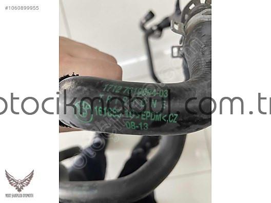 2012-16 BMW 528i Motor Soğutucu Haznesi Hortumu