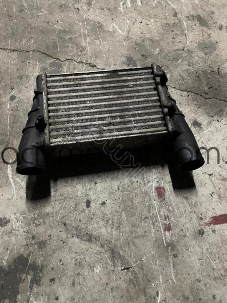 058145805A PASSAT AUDİ A4 INTERCOL RADYATÖRÜ