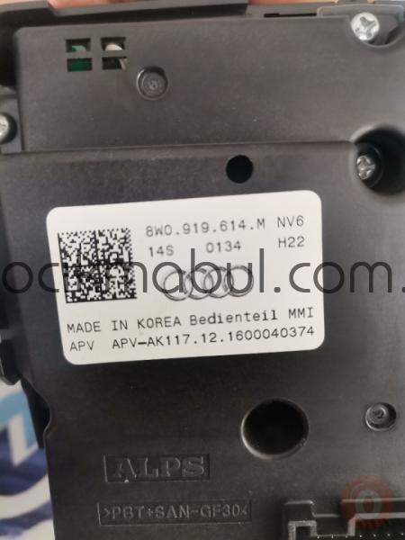 8W0918614M AUDİ A4 TEYP RADYO MEDYA KONTROL PANELİ