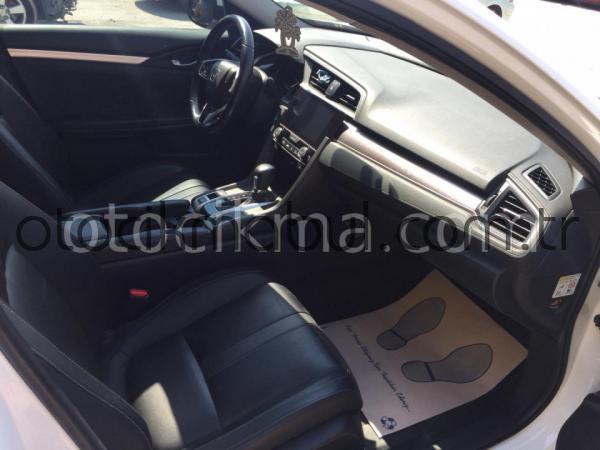 HONDA CİVİC 2016 -2020  DOKUNMATİK VE NORMAL EKRAN