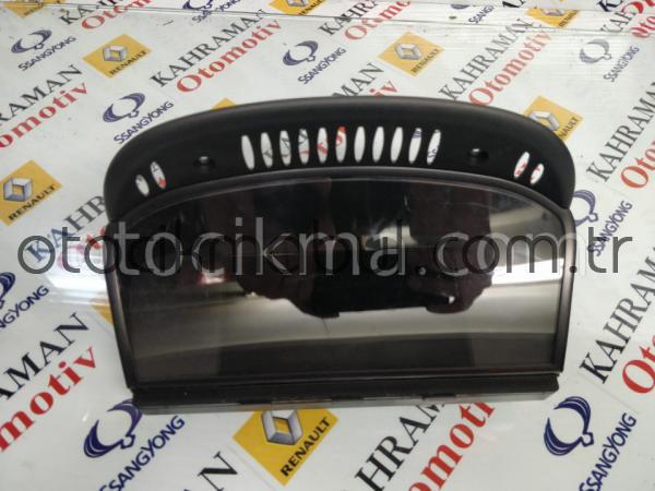 Bmw e60 5 serisi navigator ekran