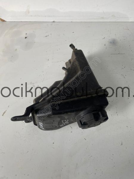 BMW E90 E92 YEDEK SU DEPOSU BENZİNLİ MONTECAR