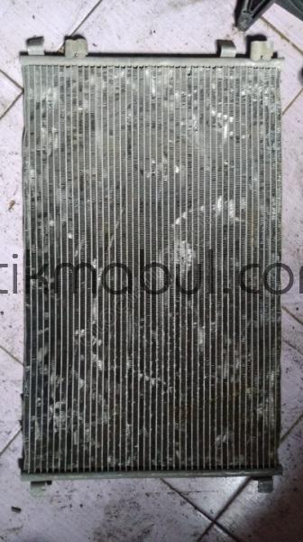 Renault Megane 2 Klima Radyatörü orjinal çıkma