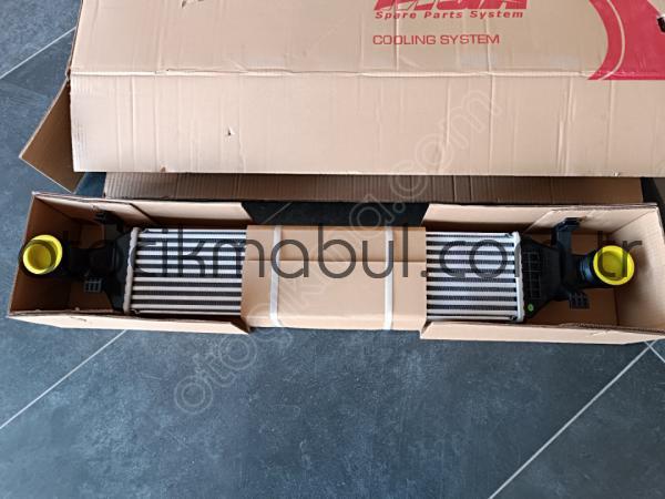 MERCEDES B W246  W117 TURBO İNTERKOL RADYATÖRÜ 2465000100